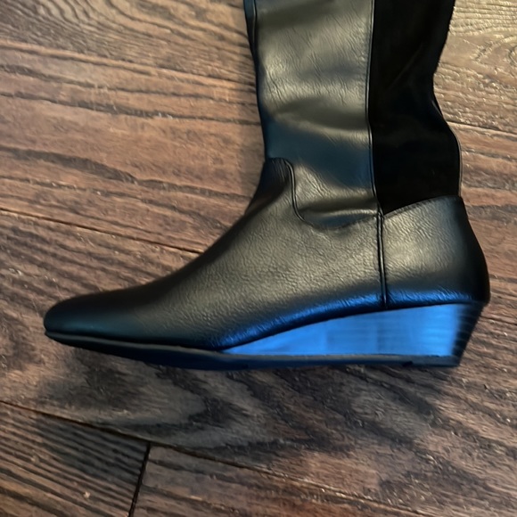 New 8.5 Womens tall black wedge heel boots - Picture 2 of 4